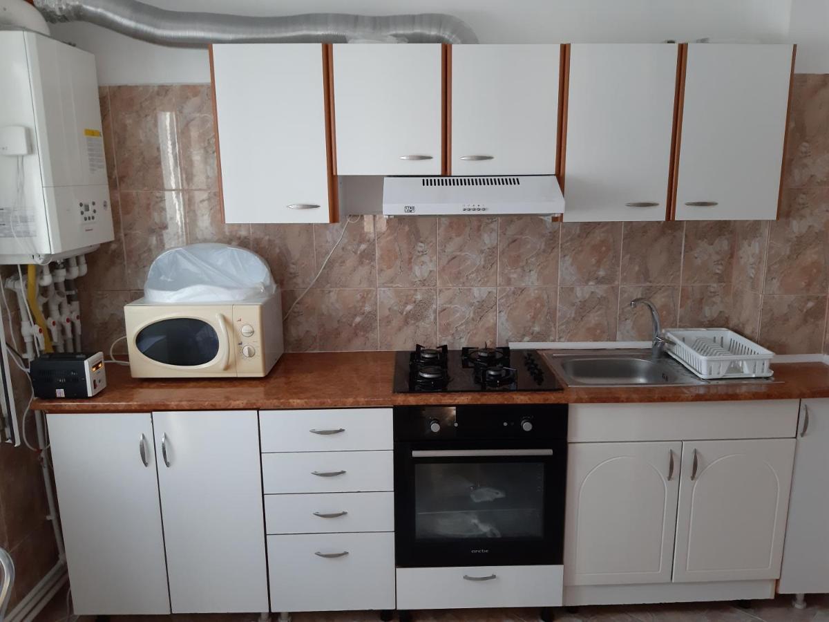 Apartamentdecebal Apartment คอนสตันซา ภายนอก รูปภาพ
